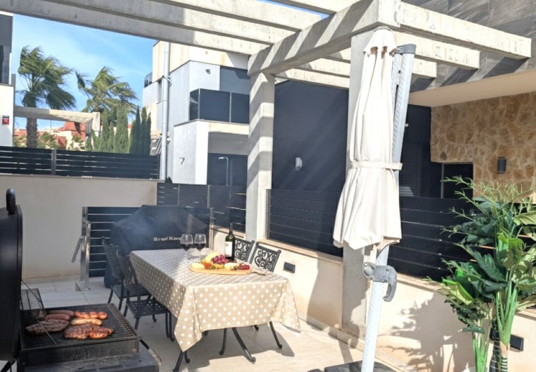 Reventa - Villa -
Cabo Roig - Lomas de Cabo Roig