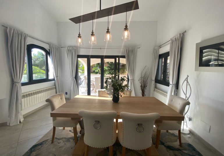 Reventa - Villa -
Calviá - Mallorca