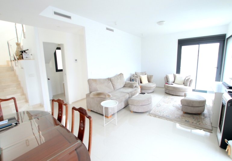 Reventa - Villa -
Ciudad Quesada - Ciudad Quesada - Doña Pepa