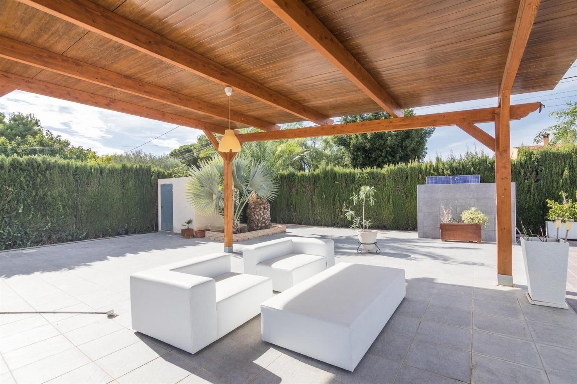 Reventa - Villa -
Elche - Corte Ingles