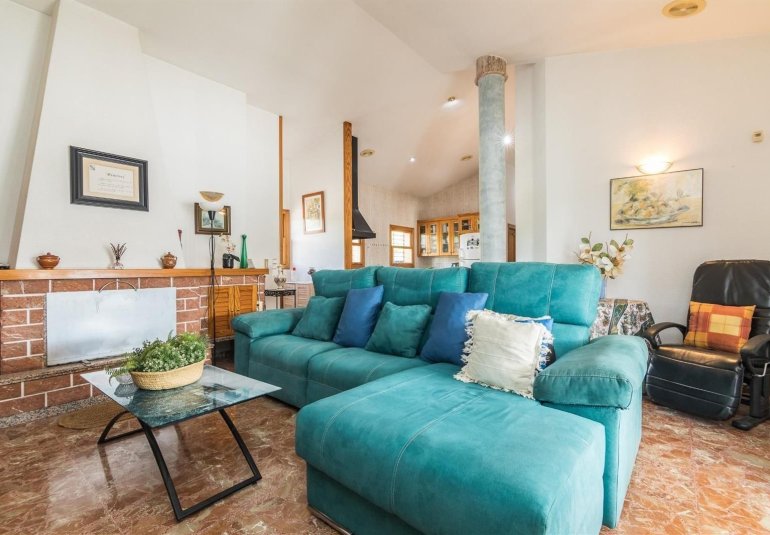 Reventa - Villa -
Elche - Corte Ingles