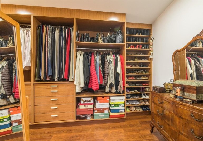 Reventa - Villa -
Elche - Corte Ingles