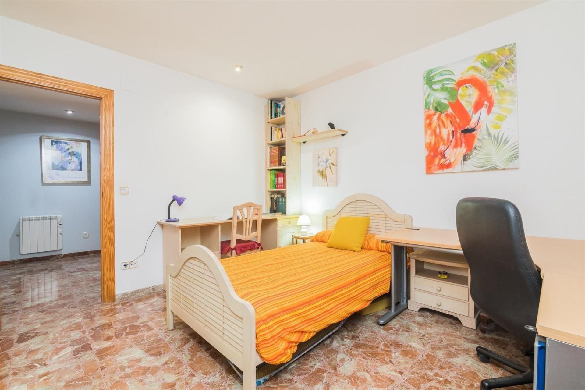 Reventa - Villa -
Elche - Corte Ingles