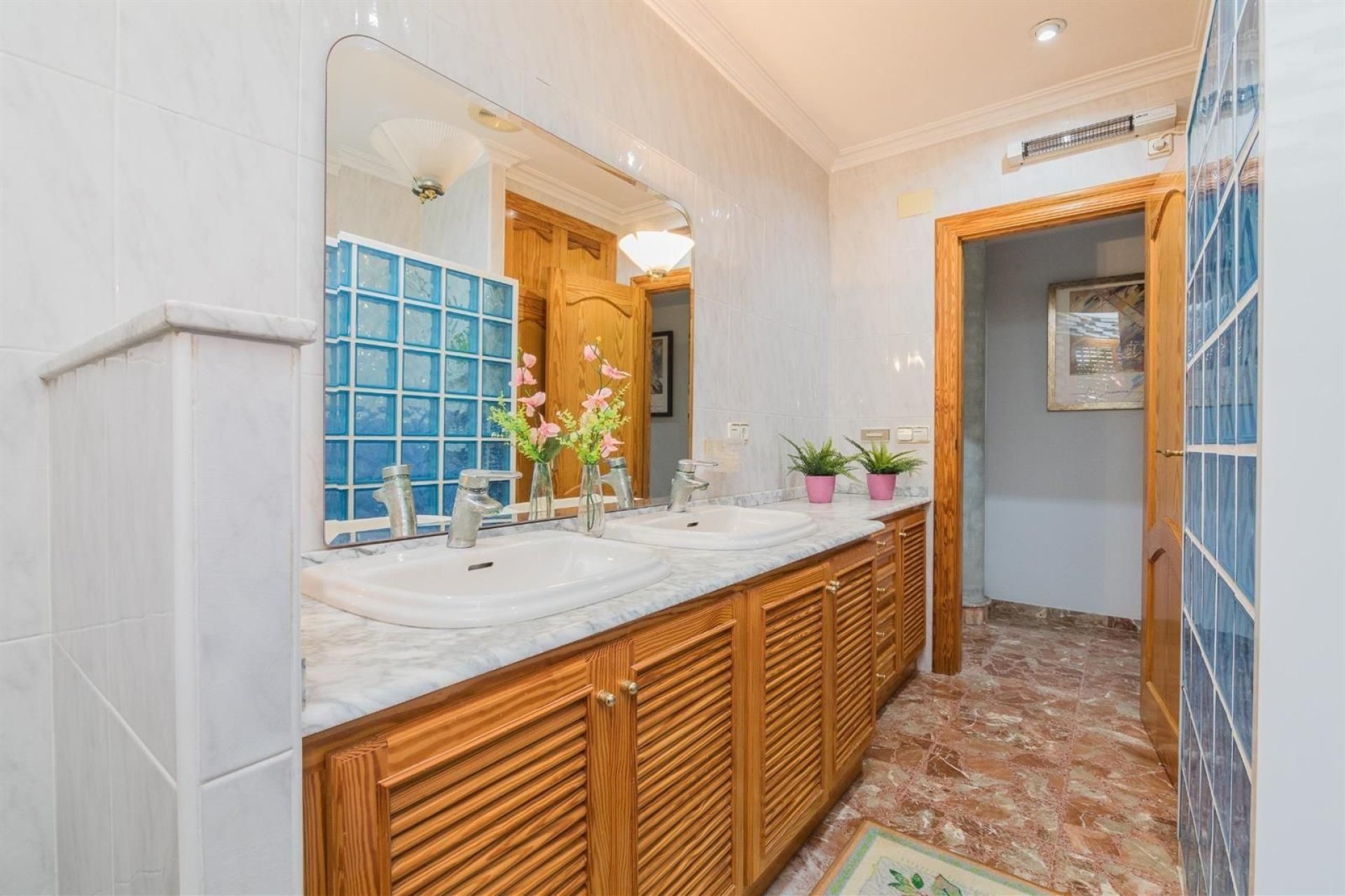 Reventa - Villa -
Elche - Corte Ingles