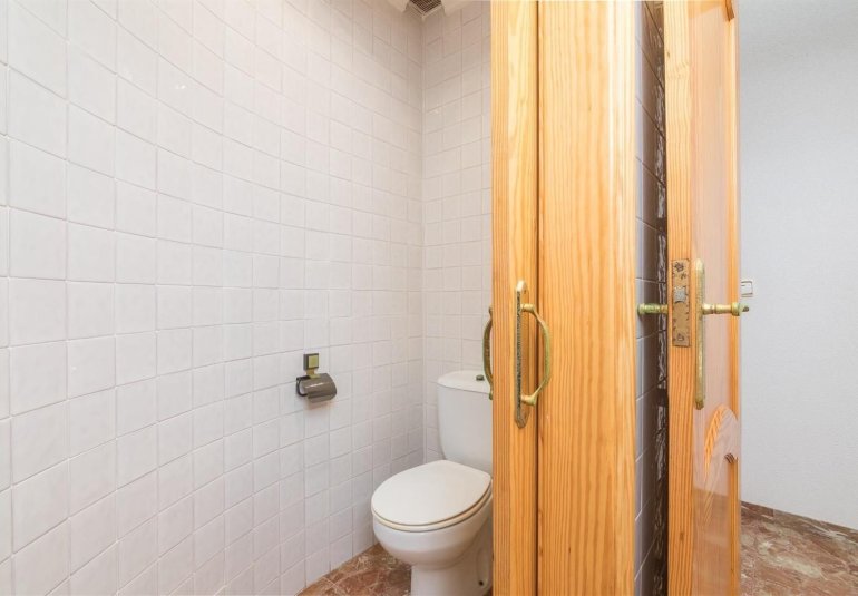 Reventa - Villa -
Elche - Corte Ingles