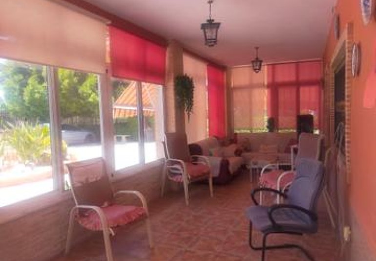 Reventa - Villa -
Elche