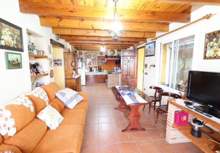 Reventa - Villa -
Fortuna - La garapacha