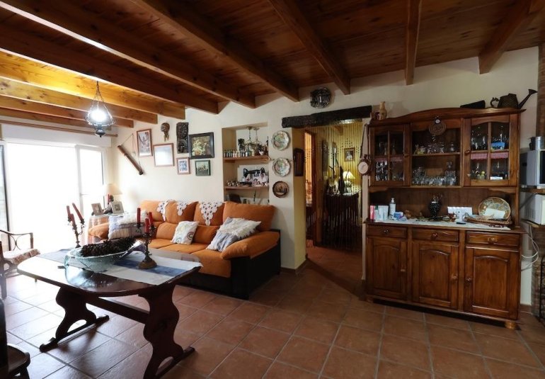 Reventa - Villa -
Fortuna - La garapacha