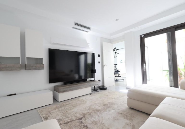 Reventa - Villa -
Jávea - Monte Olimpo