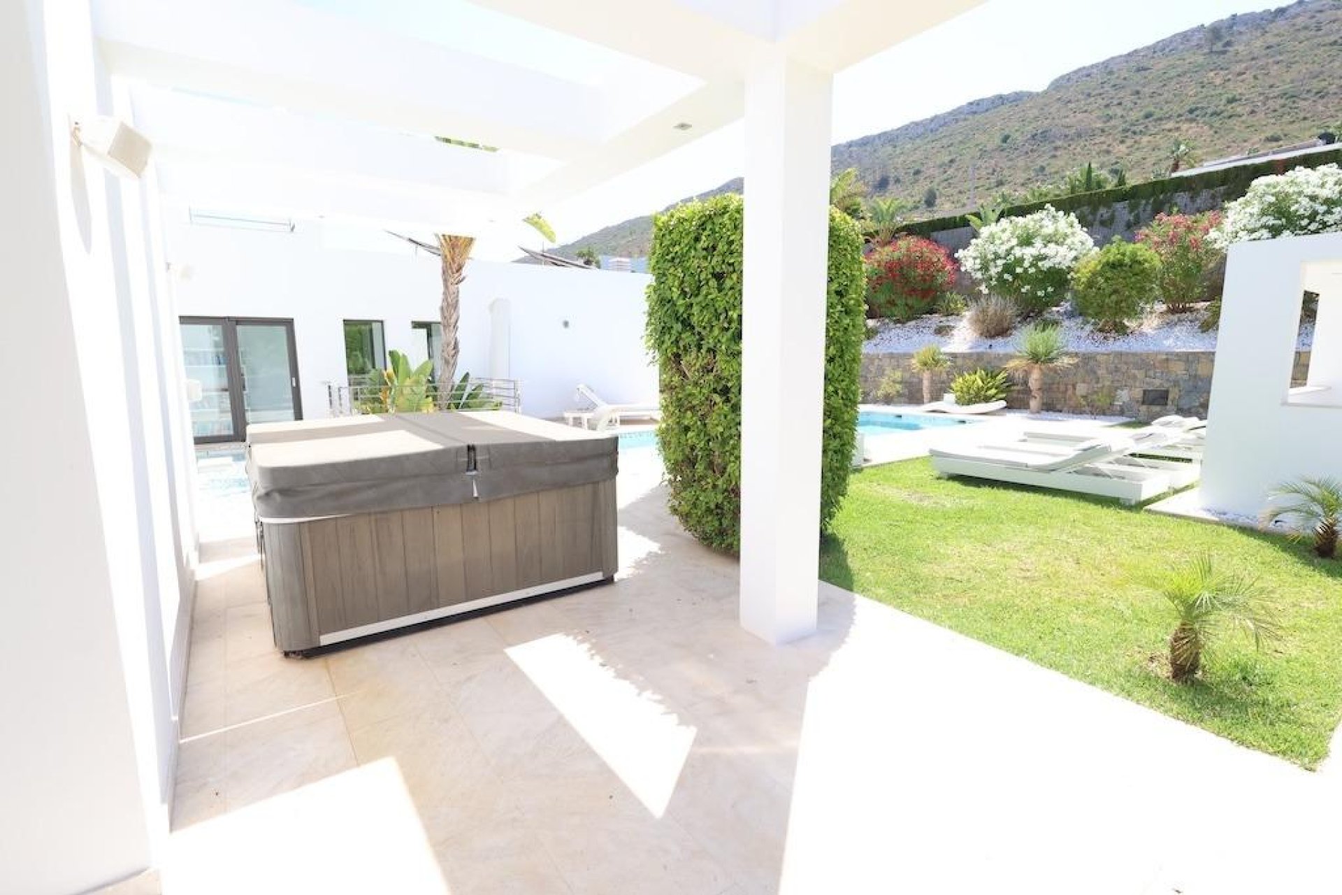 Reventa - Villa -
Jávea - Monte Olimpo