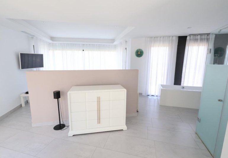 Reventa - Villa -
Jávea - Monte Olimpo