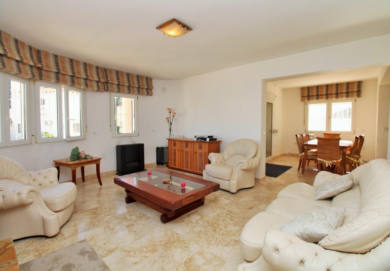 Reventa - Villa -
Las Ramblas