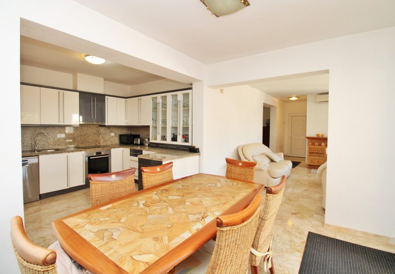 Reventa - Villa -
Las Ramblas