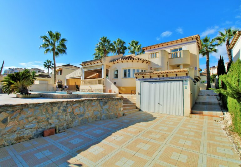 Reventa - Villa -
Las Ramblas