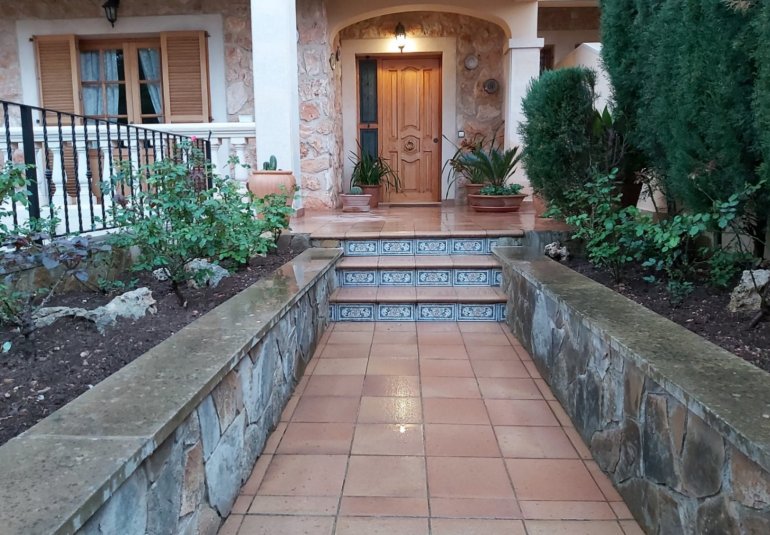 Reventa - Villa -
Marrachí - Mallorca