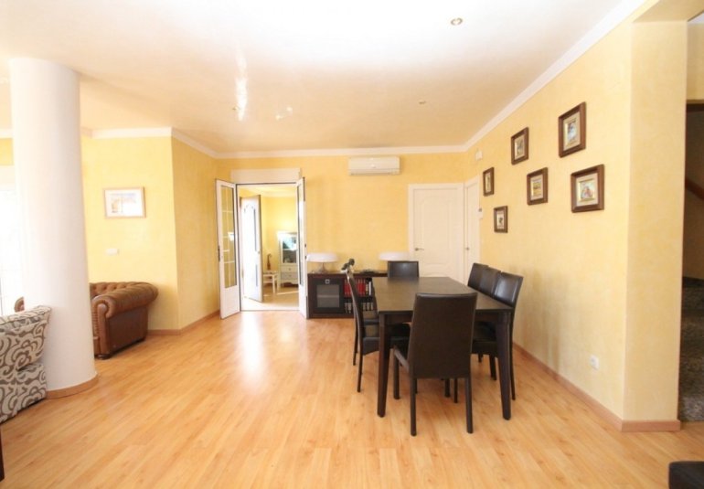 Reventa - Villa -
Orihuela Costa - Cabo Roig