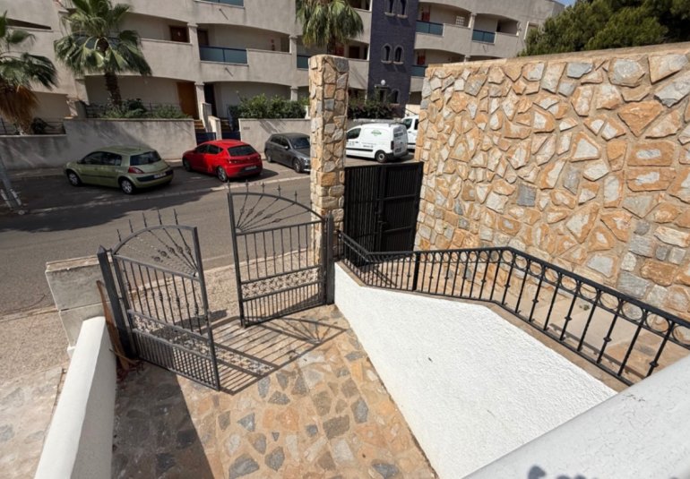 Reventa - Villa -
Orihuela Costa - Costa Blanca Sur