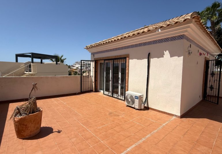 Reventa - Villa -
Orihuela Costa - Costa Blanca Sur