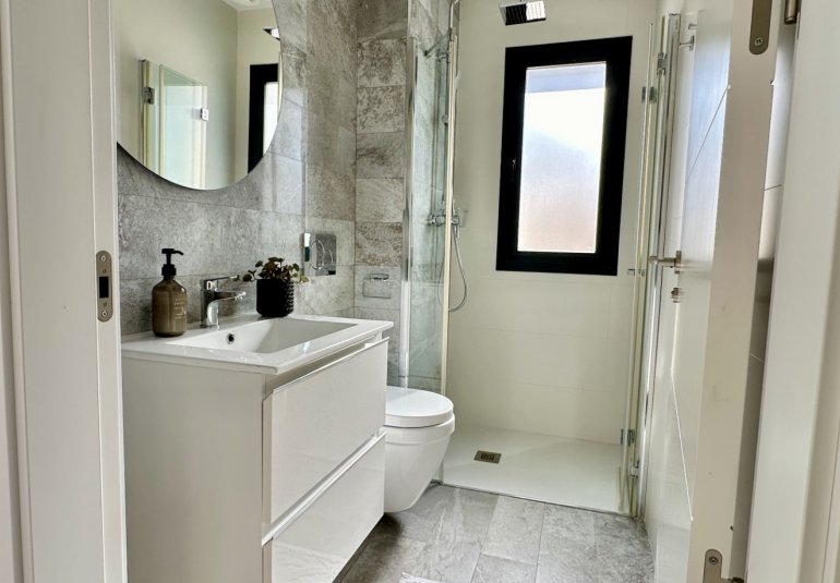 Reventa - Villa -
Orihuela Costa - Lomas de Cabo Roig