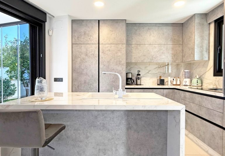 Reventa - Villa -
Orihuela Costa - Villamartín