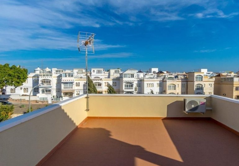 Reventa - Villa -
Orihuela Costa - Villamartín