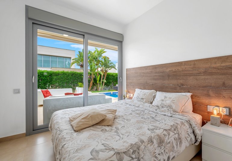 Reventa - Villa -
Orihuela Costa - Vistabella Golf