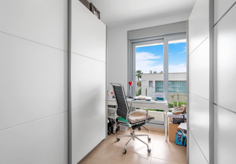 Reventa - Villa -
Orihuela Costa - Vistabella Golf