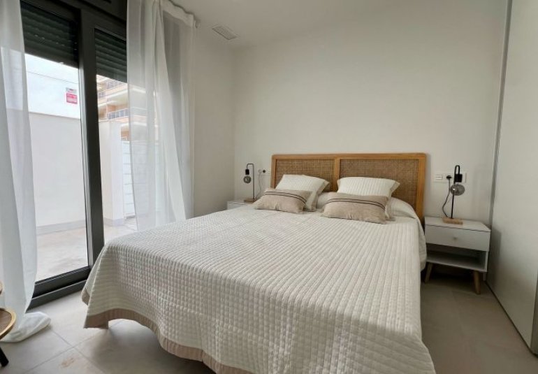 Reventa - Villa -
Orihuela Costa