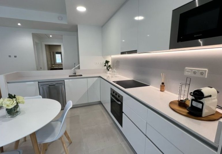 Reventa - Villa -
Orihuela Costa