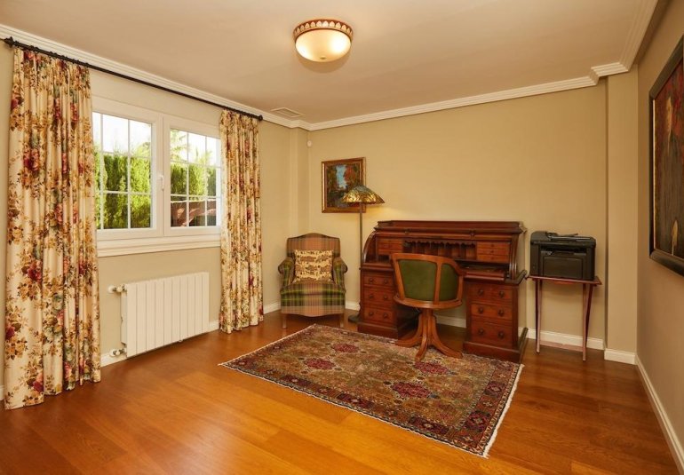 Reventa - Villa -
Rojales - Centro de la Ciudad Quesada