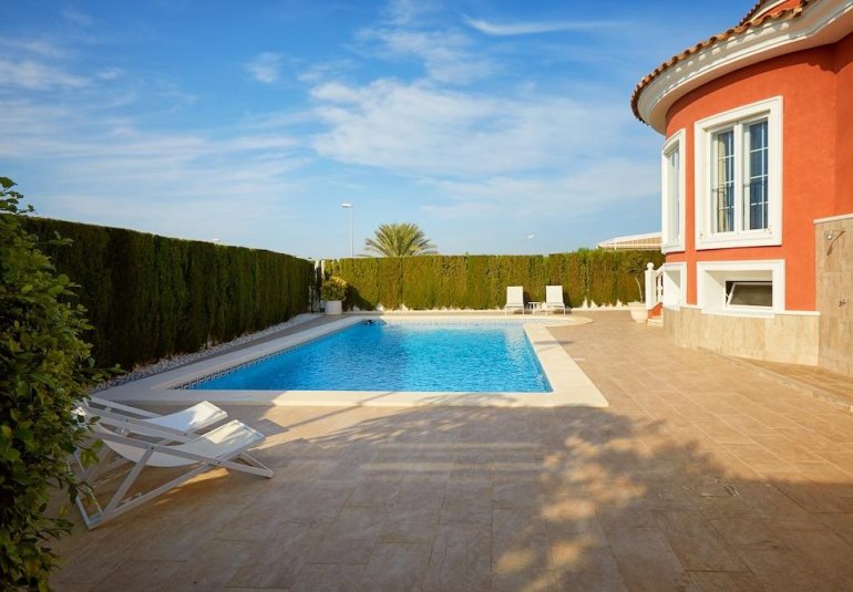 Reventa - Villa -
Rojales - Centro de la Ciudad Quesada