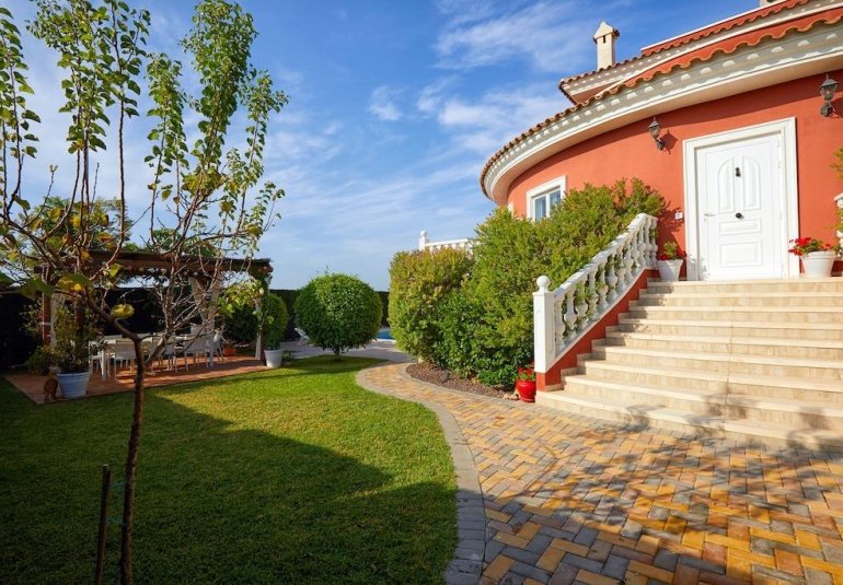 Reventa - Villa -
Rojales - Centro de la Ciudad Quesada