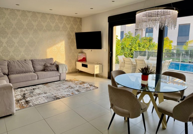 Reventa - Villa -
Rojales - Cuidad Quesada