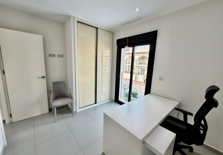 Reventa - Villa -
Rojales - Cuidad Quesada