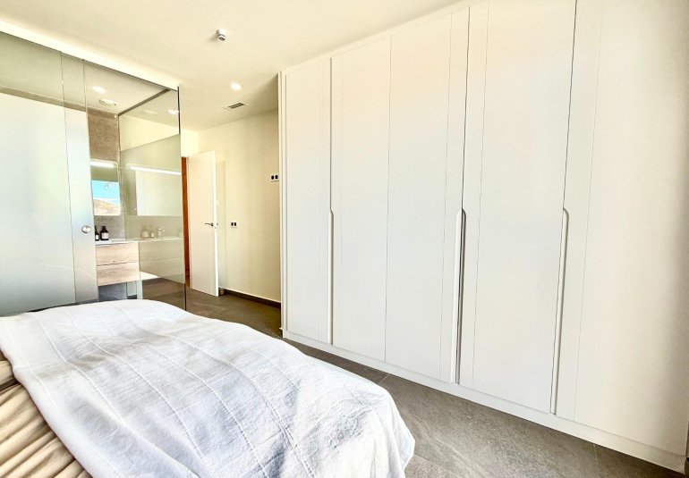 Reventa - Villa -
San Miguel de Salinas - Bellavista