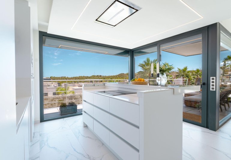 Reventa - Villa -
San Miguel de Salinas - Bellavista