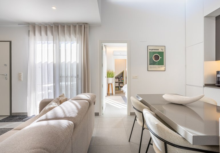 Reventa - Villa -
Torre Pacheco - Roldán