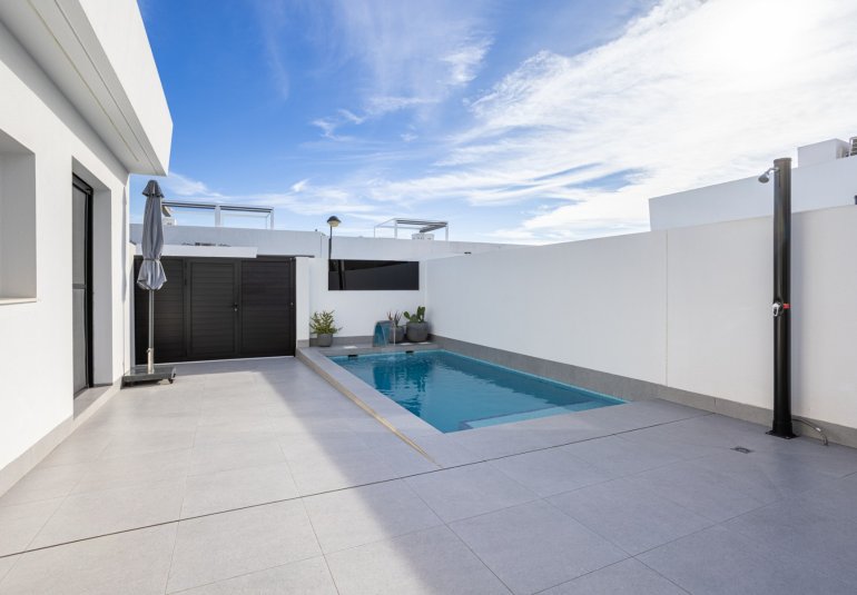 Reventa - Villa -
Torre Pacheco - Roldán