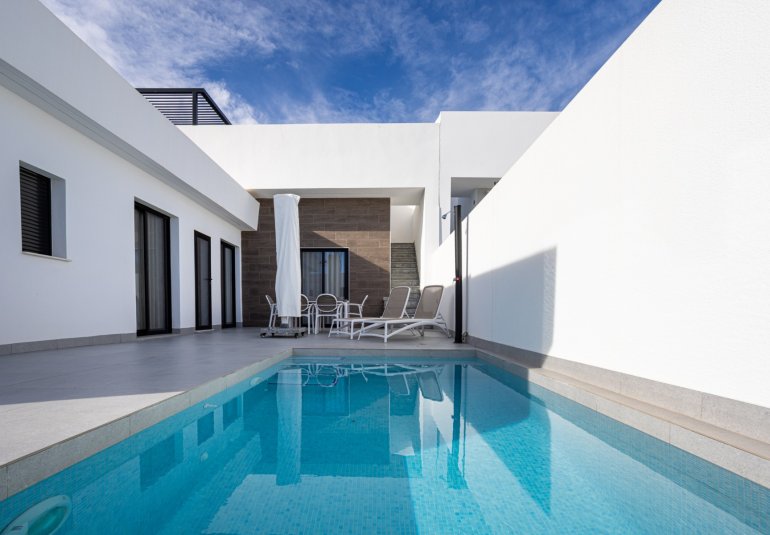 Reventa - Villa -
Torre Pacheco - Roldán