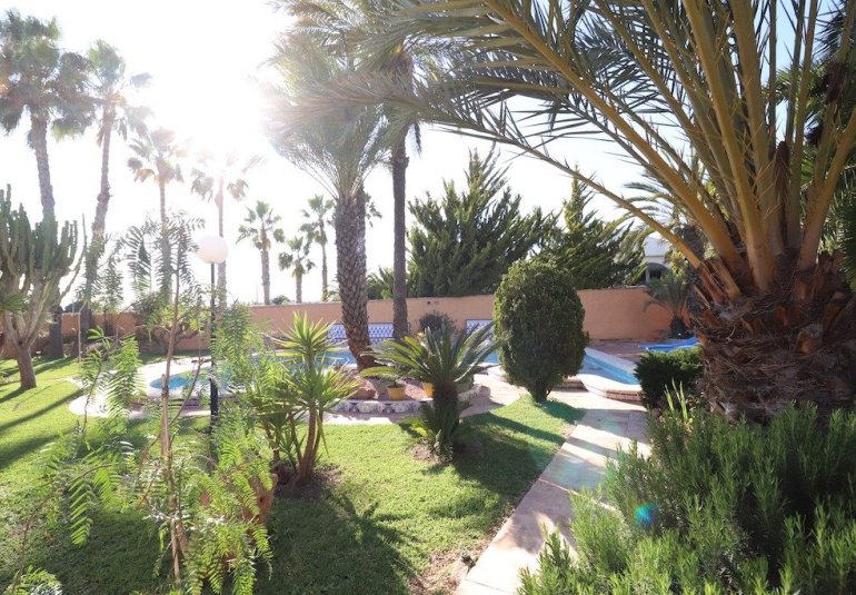 Reventa - Villa -
Torrevieja - El Chaparral