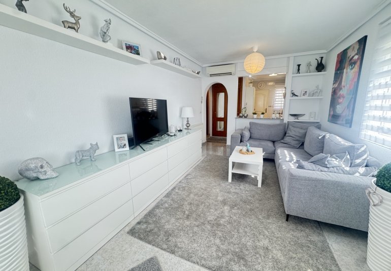 Reventa - Villa -
Villamartin