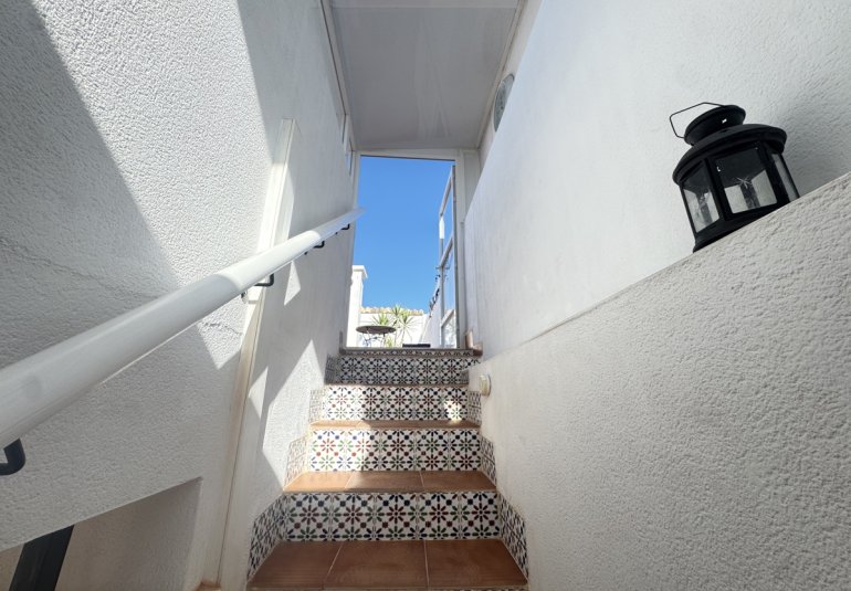 Revente - Apartment -
Los Altos