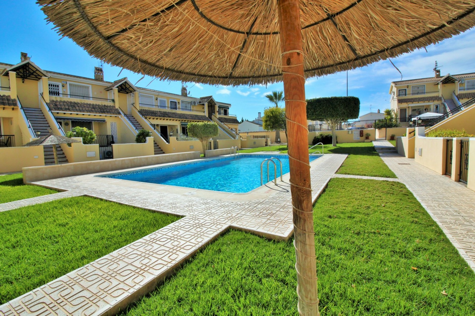 Revente - Apartment -
Villamartin