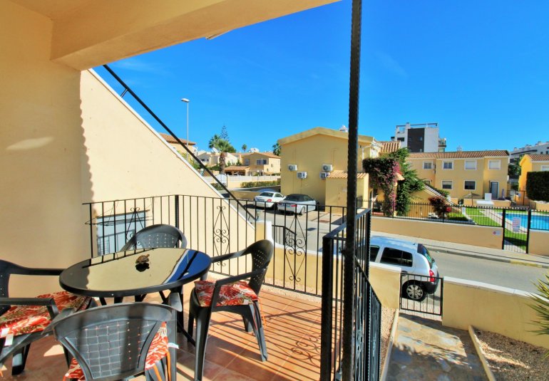 Revente - Apartment -
Villamartin