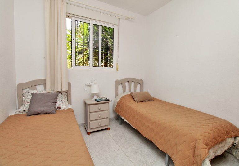 Revente - Apartment -
Villamartin