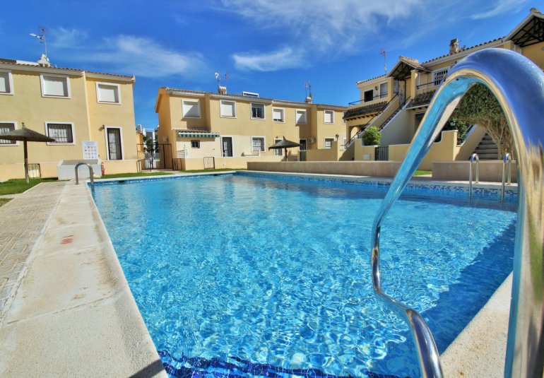 Revente - Apartment -
Villamartin