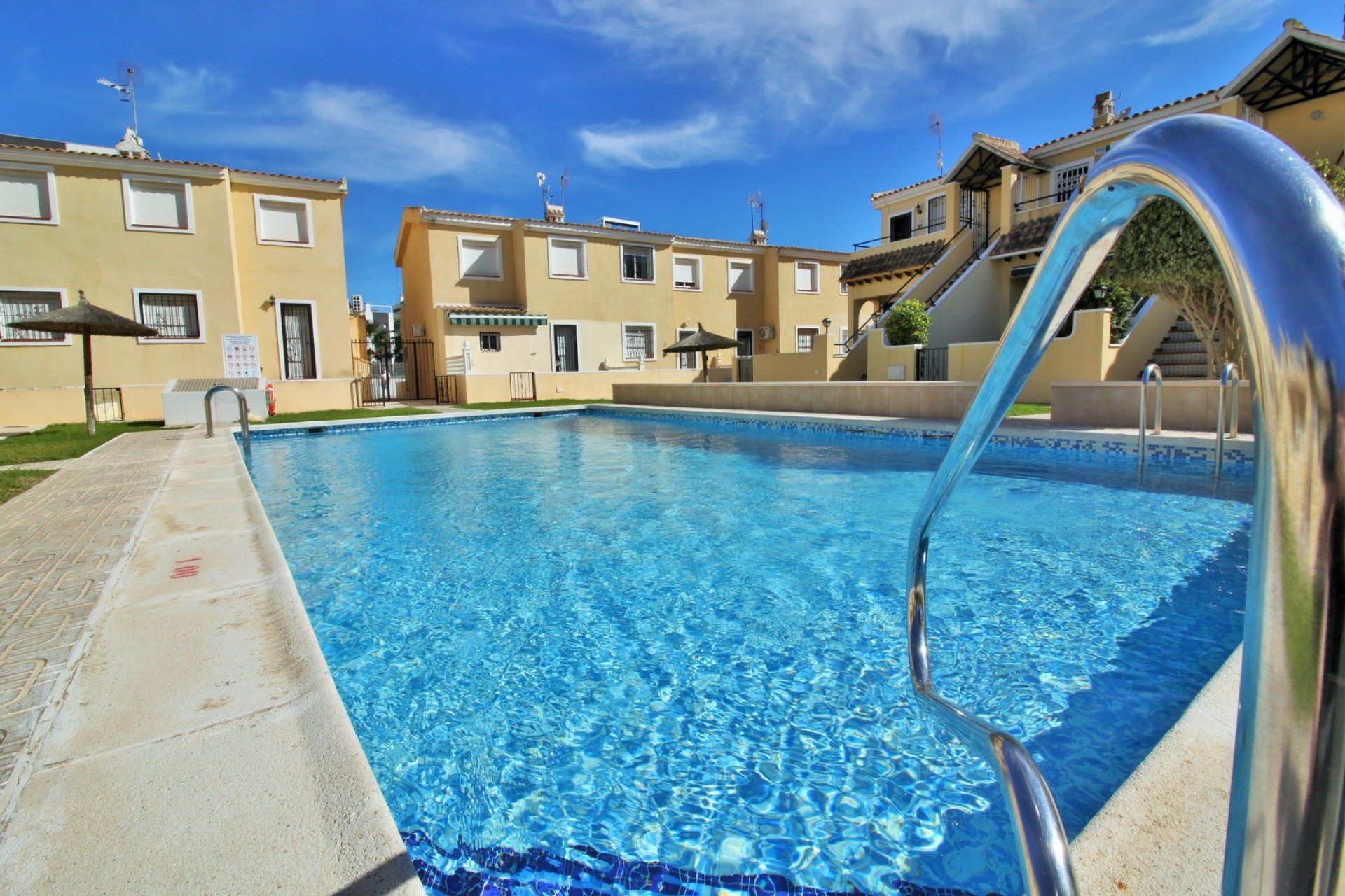 Revente - Apartment -
Villamartin