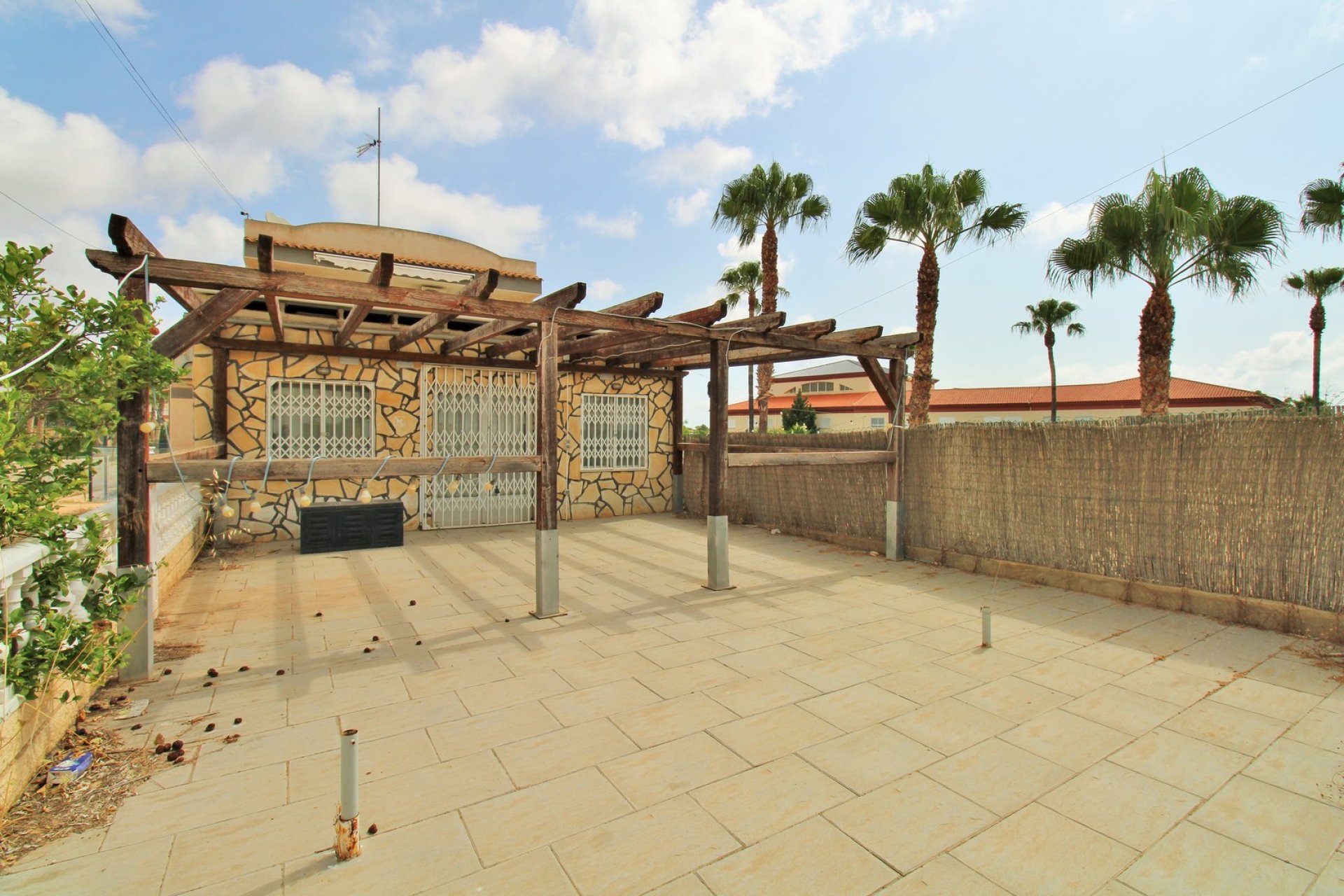 Revente - Commercial -
Villamartin