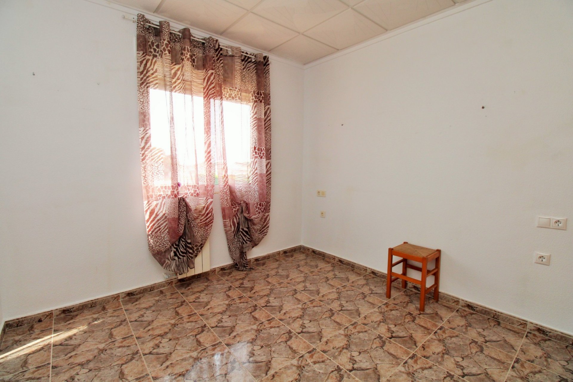 Revente - Commercial -
Villamartin