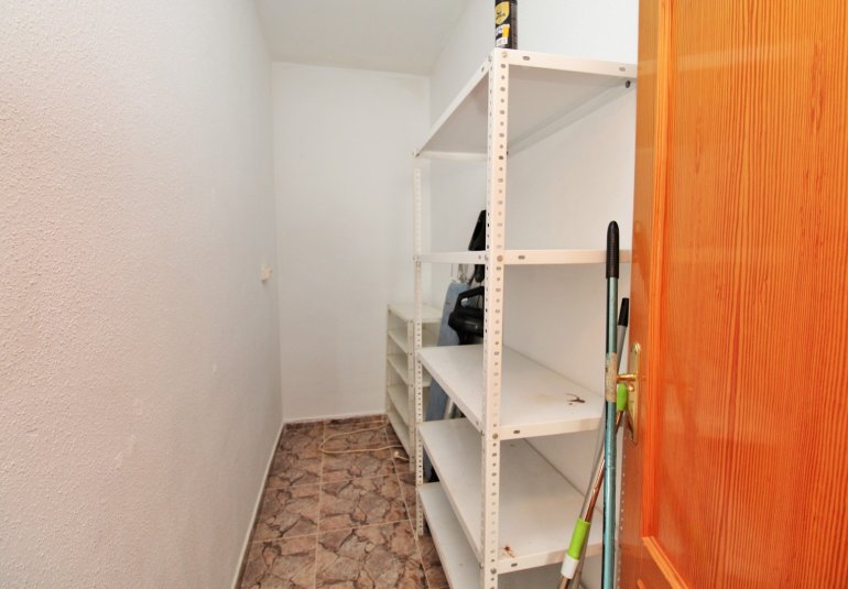 Revente - Commercial -
Villamartin